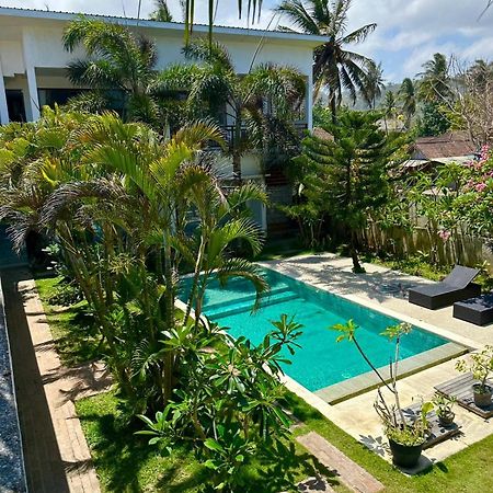 Hi5 Kuta Hotell Kuta  Exteriör bild