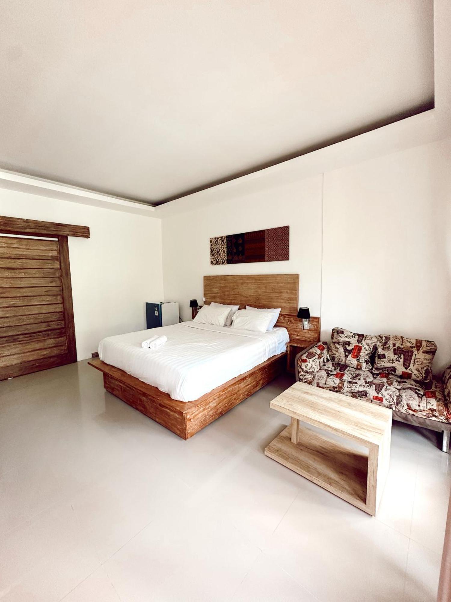 Hi5 Kuta Hotell Kuta  Exteriör bild