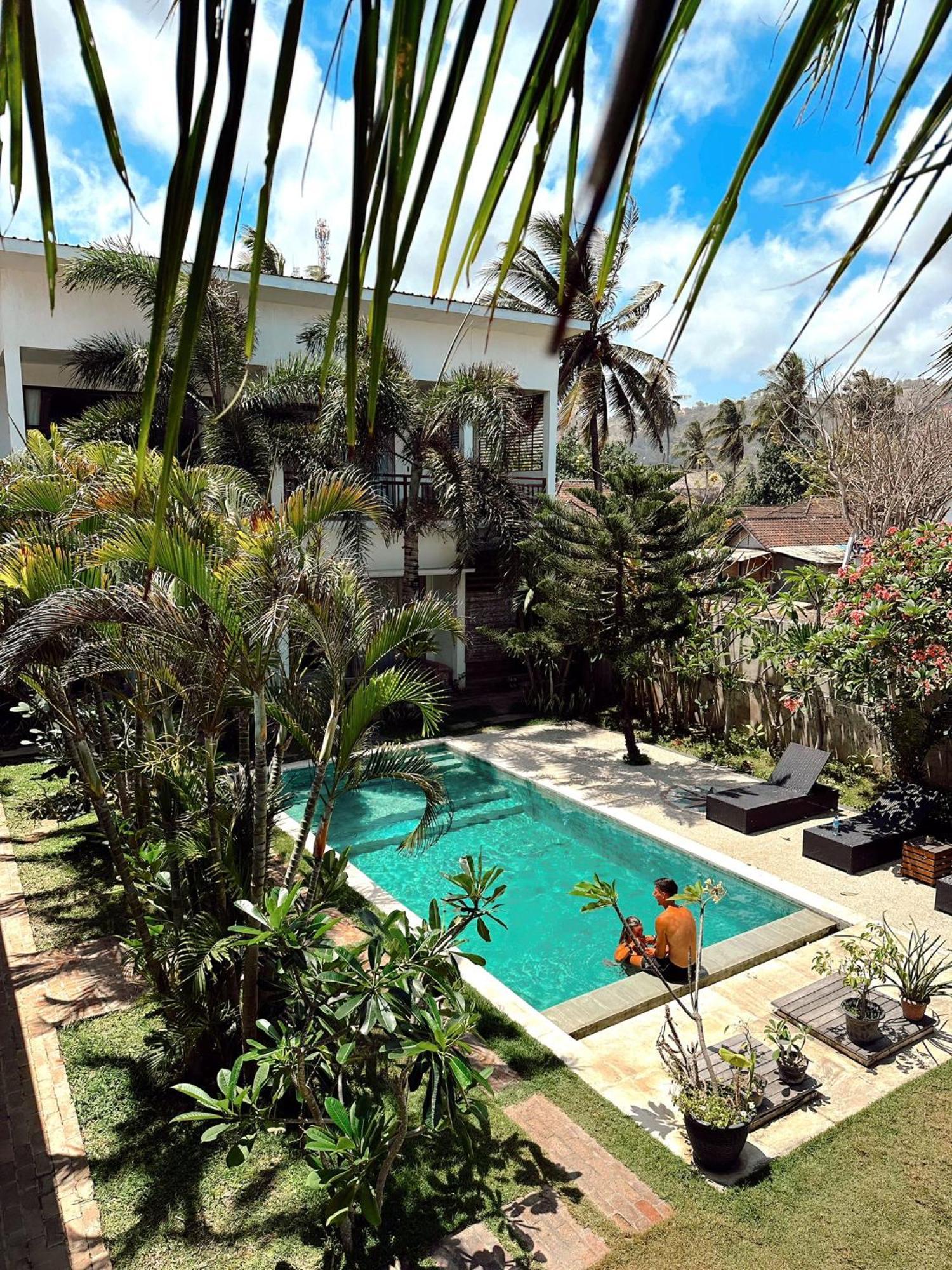 Hi5 Kuta Hotell Kuta  Exteriör bild