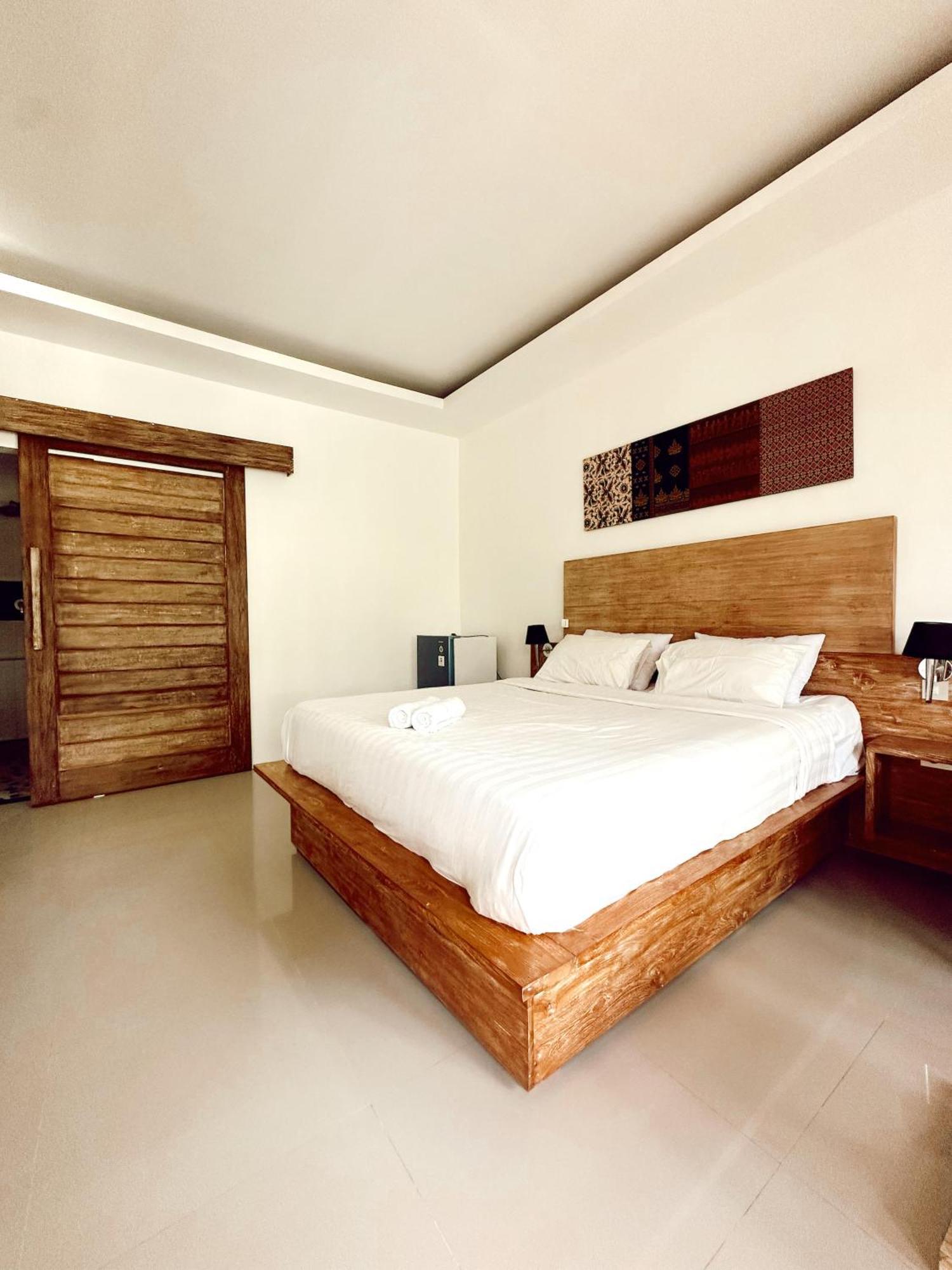 Hi5 Kuta Hotell Kuta  Exteriör bild