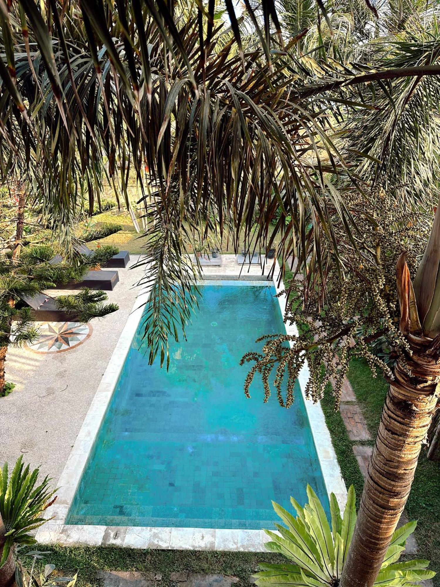Hi5 Kuta Hotell Kuta  Exteriör bild