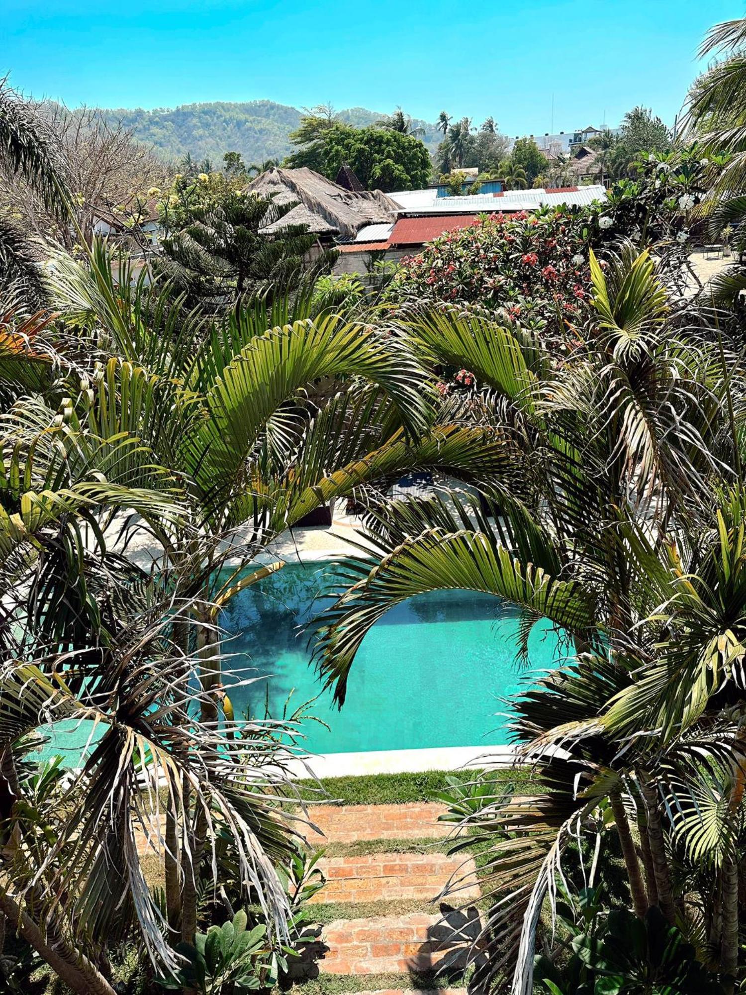 Hi5 Kuta Hotell Kuta  Exteriör bild