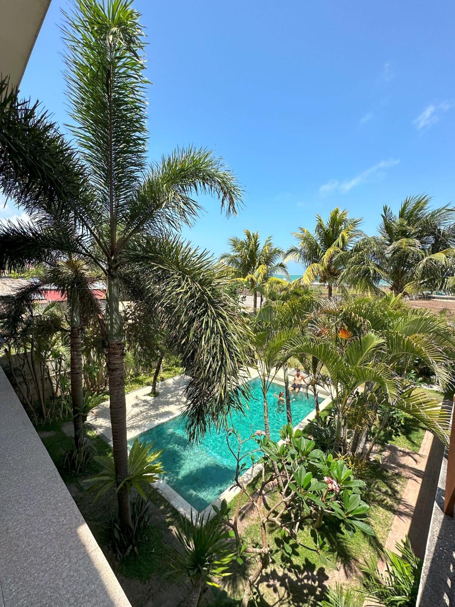 Hi5 Kuta Hotell Kuta  Exteriör bild