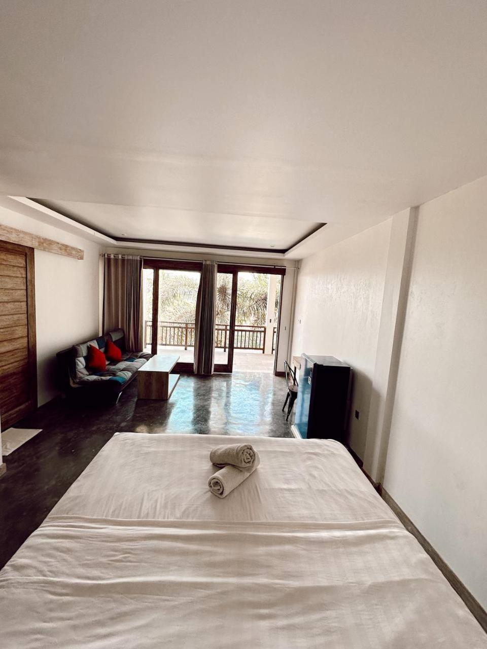 Hi5 Kuta Hotell Kuta  Rum bild