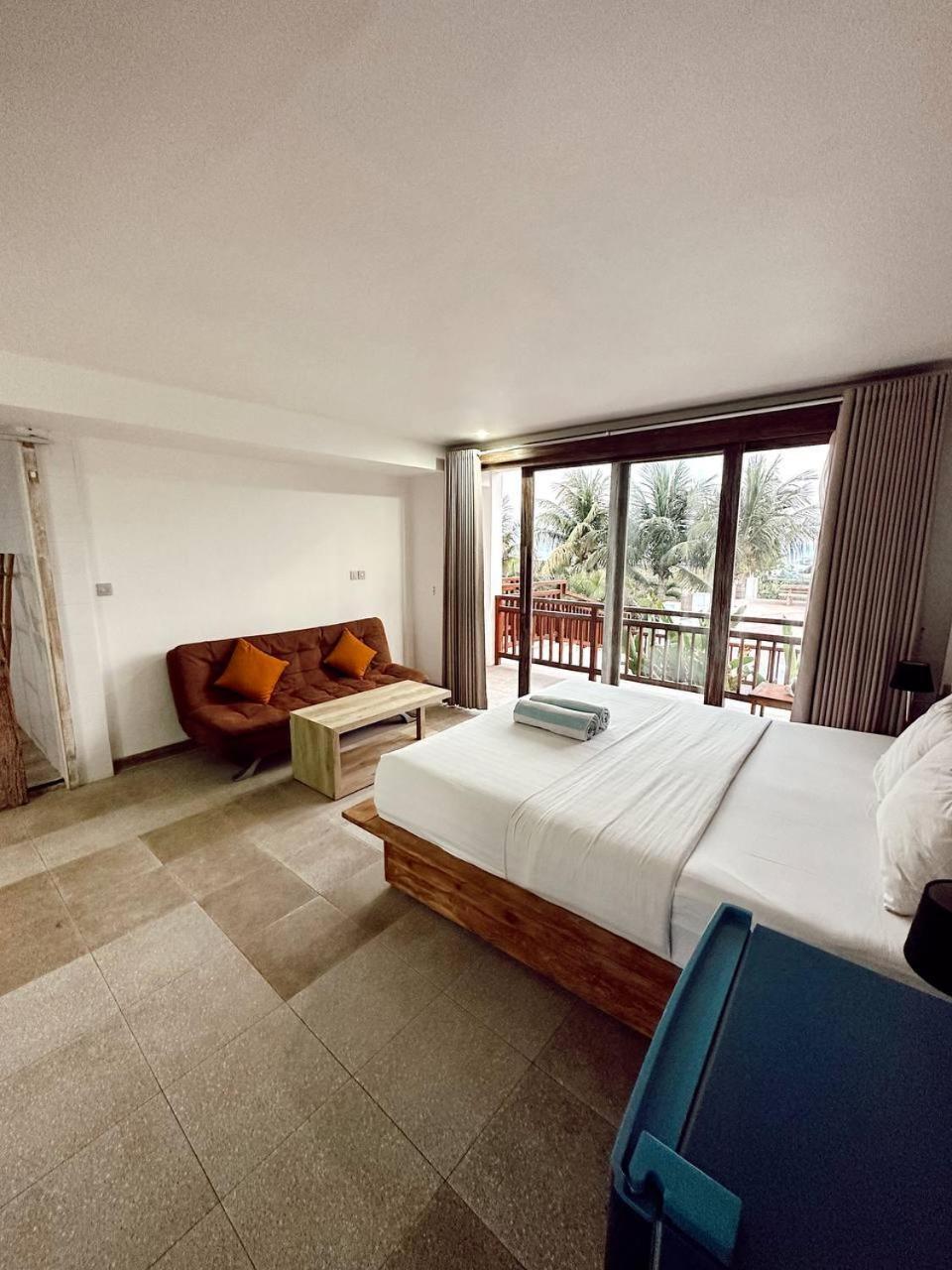 Hi5 Kuta Hotell Kuta  Rum bild