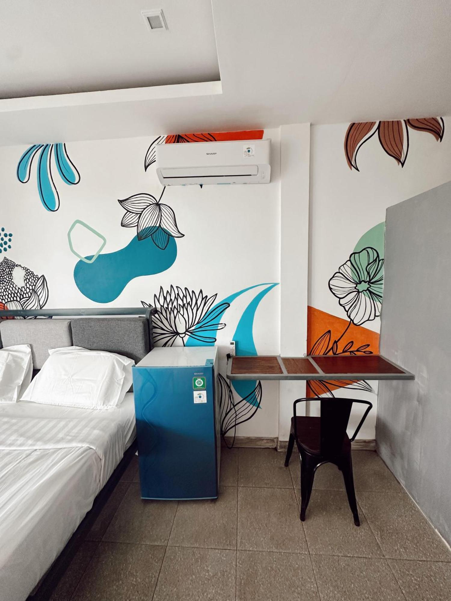 Hi5 Kuta Hotell Kuta  Rum bild