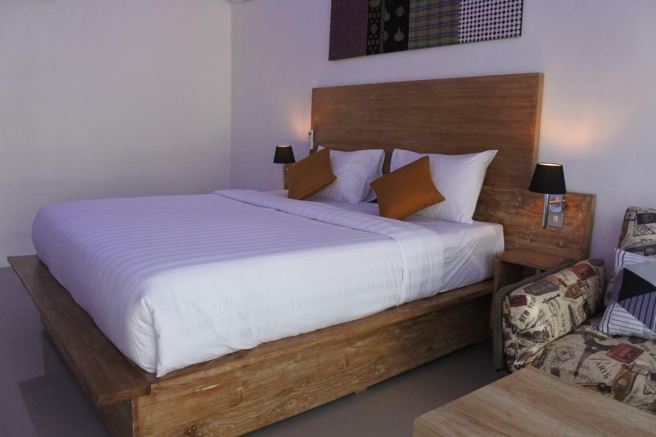 Hi5 Kuta Hotell Kuta  Exteriör bild